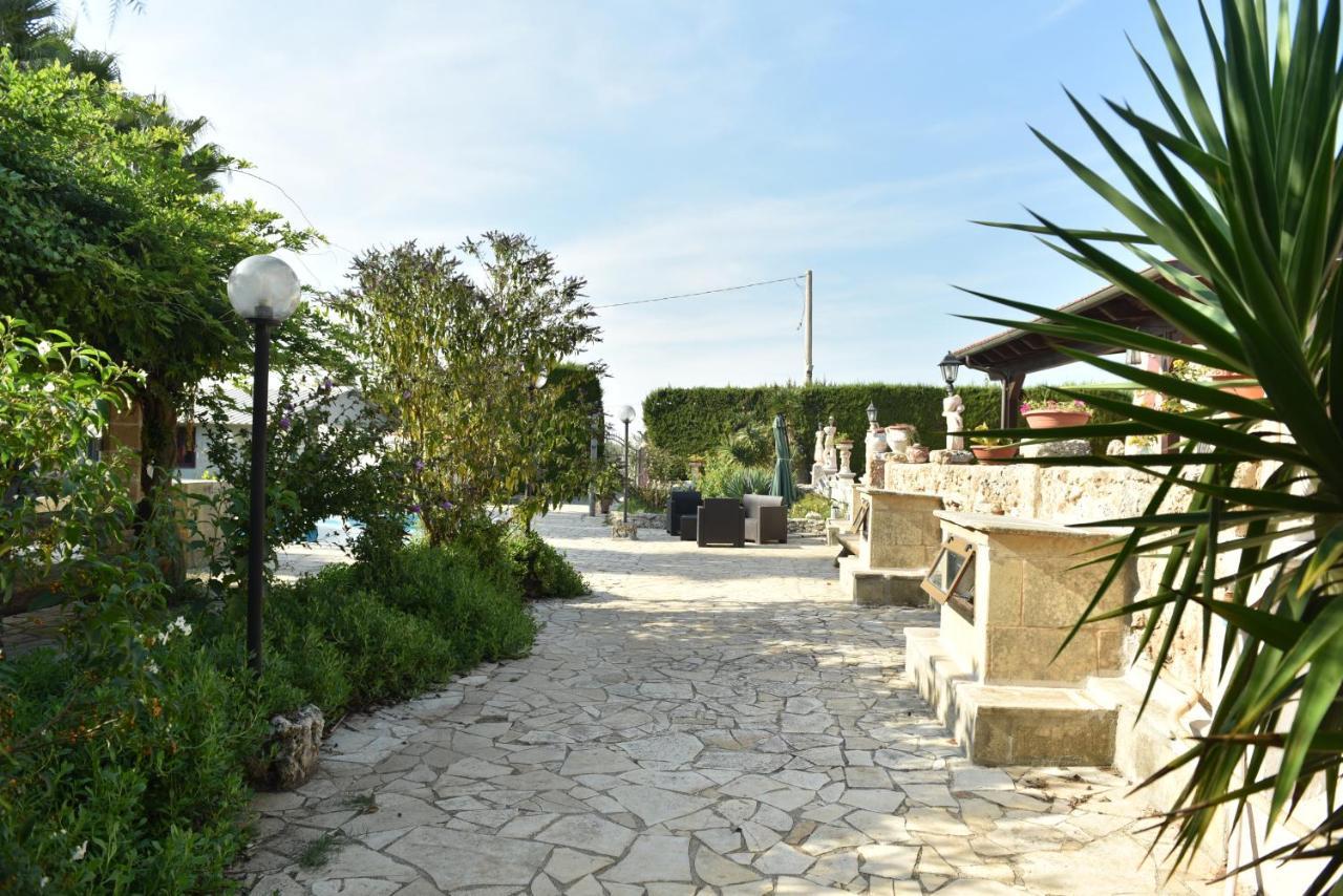 Villa Vinne Cirase Castiglione d'Otranto エクステリア 写真